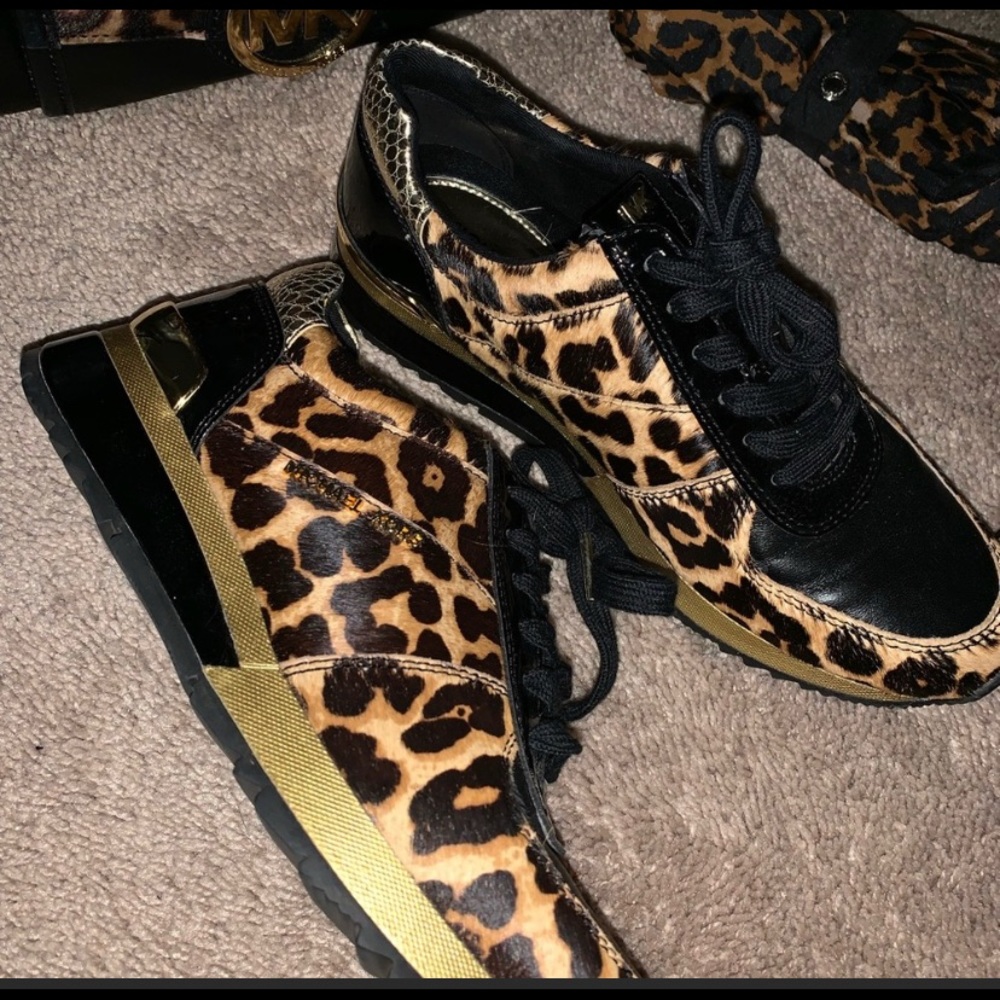 Michael Kors real cheetah print shoes only! W box